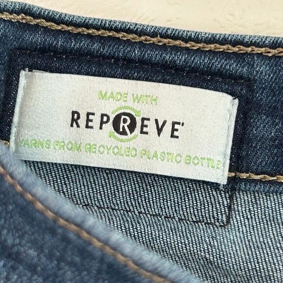 Calvin Klein Jeans Women’s Denim Shorts Size 8 Cuffed Blue Mid Rise Stretch - Picture 5 of 9